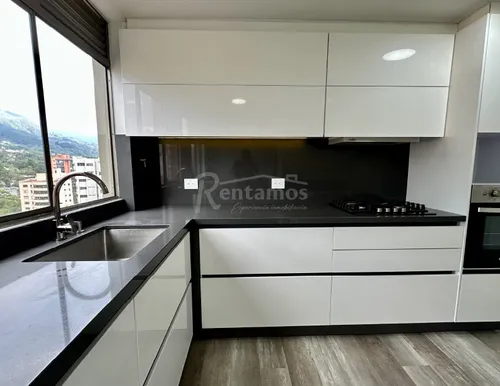 Apartamento En Arriendo En El Poblado. Cod A776155