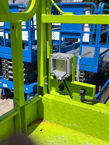 Plataforma De Elevación Zoomlion Zs1414dc