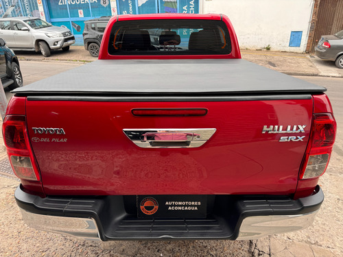 Toyota Hilux Pick-up 2.8 Cd Srx 177cv 4x4