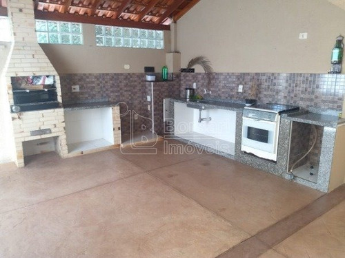 Imagem 2 de 6 de Venda De Casas / Padrão Na Cidade De Araraquara 8459