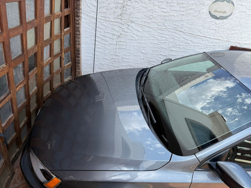 Volkswagen Jetta 2.0 L4 Mt