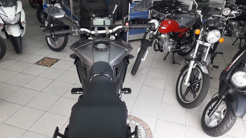 Imagen 5 de 7 de Yamaha Fj-09