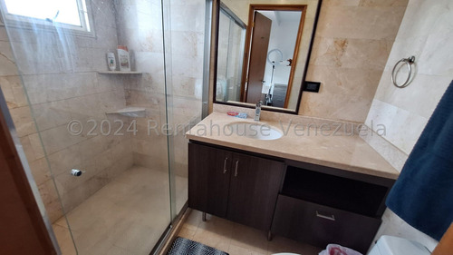 Apartamento En Alquiler Lomas Del Sol #25-24780 K.f