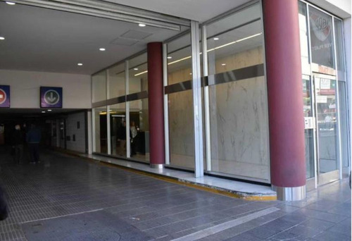 Cochera En Av. Cabildo Y Congreso De Tucumán