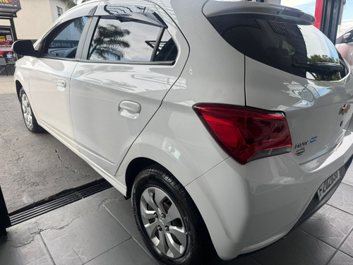 Chevrolet Onix 1.0 Lt 5p