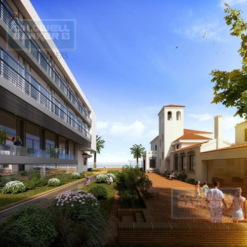 Apartamento De 2 Dormitorios En Venta En Carrasco