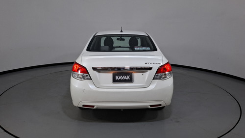 Dodge Attitude 1.2 Se At