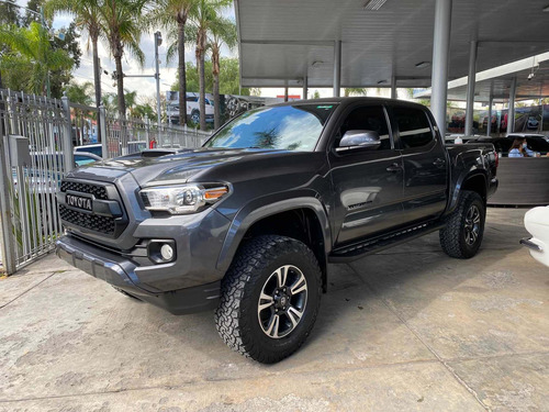 Imagen 1 de 12 de Toyota Tacoma 2017 3.5 Trd Sport At