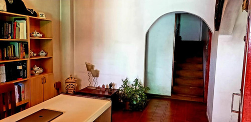 Imagen 18 de 30 de Chalet De 5 Ambientes En Venta Emplazado Sobre Dos Lotes