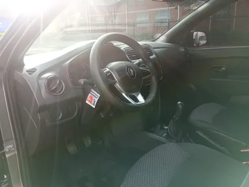 Renault Logan Life +