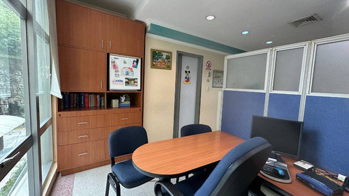 Consultorio Médico Con Planta 100 % . En Torre C, Piso 2. Clinica La Viña