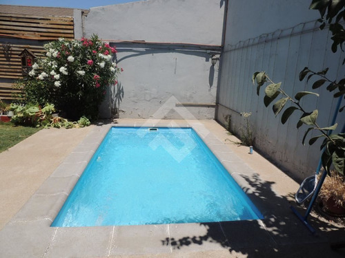 Venta Casa, La Cisterna 4 Dormitorio 4 Baños Estacionamiento