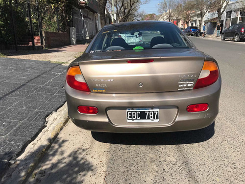Chrysler Neon 2.0 2000 Se 2003