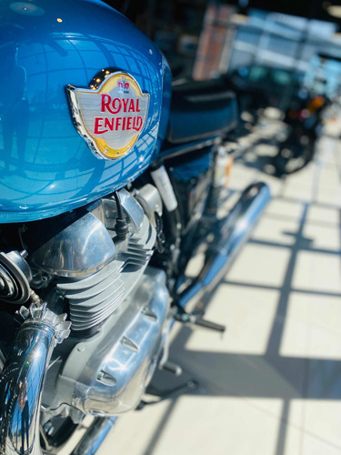 Imagen 7 de 15 de Royal Enfield Interceptor 650 Ventura Blue