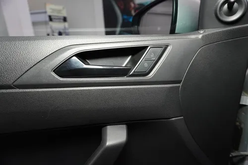 Volkswagen Virtus Trendline Placa Luy658