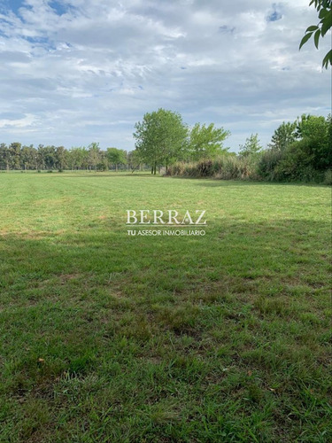 Lote Venta De 1217 M2 En Club De Campo Los Palenques Manzanares Pilar