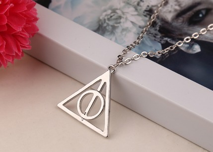 Colar Relíquias Da Morte Giratório Prata Harry Potter Cordão