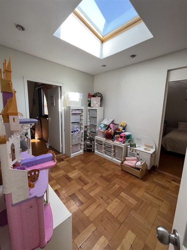 4 Dormitorios Mas Servicio - Sin Jardin Amplio