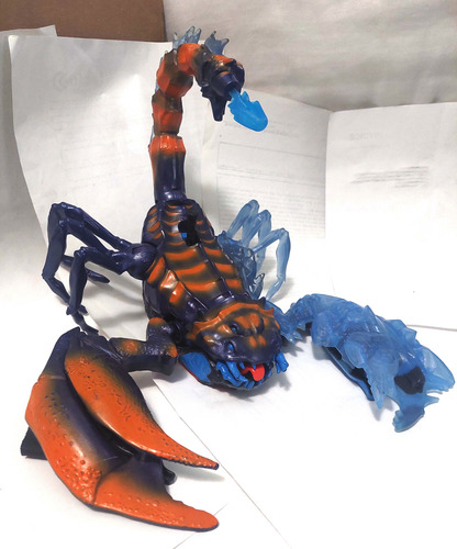Extroyer Doble Amenaza Murcielago / Escorpion Y Max Steel (Usado)
