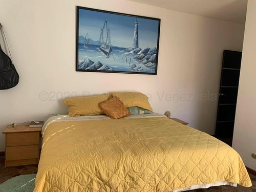 Townhouse Inm Estilo Americano, Pozo Y Planta Elec. Total