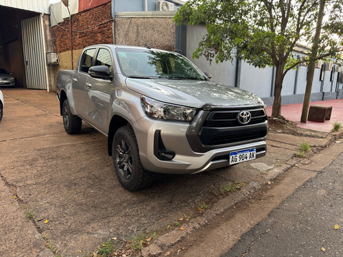 Toyota Hilux Pick-up 2.4 Cd Sr 150cv 4x2 At
