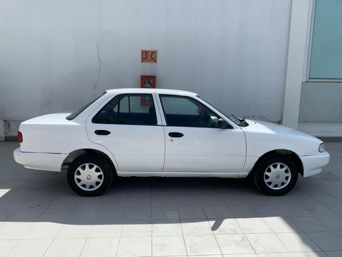 Imagen 2 de 8 de Nissan Tsuru Gs I Sedan 1.6l L4 105hp 4p Mt 2014