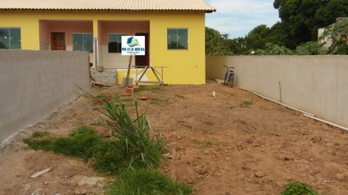 Imagem 2 de 11 de Casa 2 Dormitórios Para Venda Em Araruama, Bananeiras, 2 Dormitórios, 1 Suíte, 1 Banheiro, 5 Vagas - 197_2-432198