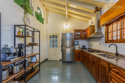 Casa 4 Amb En Ciudad Evita - Apto Credito - Pileta