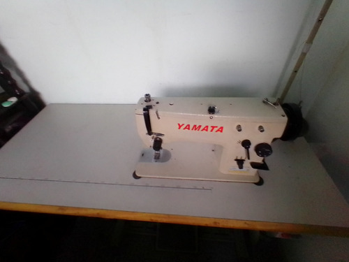 Maquina De Coser Semi Industrial Marca Yamata Modelo Fy20u33