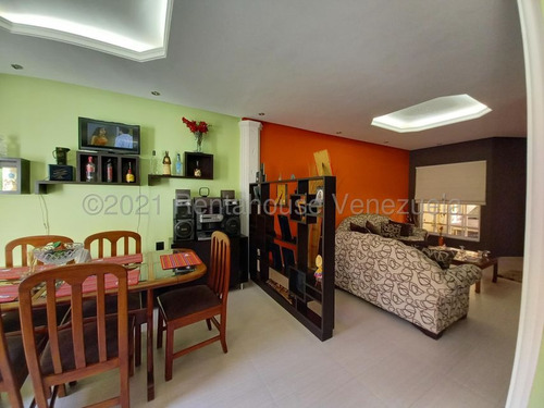 Townhouse En Venta Ubicado En Trigal Norte Valencia Carabobo 25-12769, Eloisa Mejia