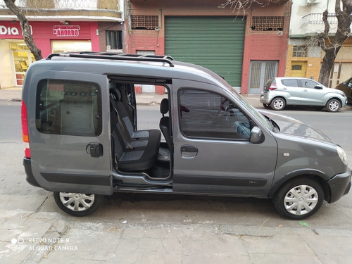Imagen 10 de 15 de Renault Kangoo 2012 1.6 2 Ath Plus Da Aa Cd Pk Lc