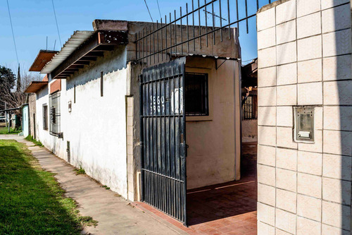 Imagen 3 de 30 de Casa 8 Amb Oportunidad Tortuguitas