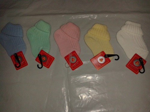 Imagen 1 de 1 de Medias De Bebe Talla 0 De 6 Meses A 12 Meses