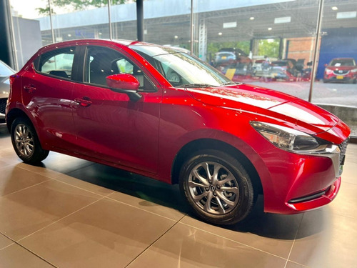 Imagen 3 de 20 de Mazda 2 Sport Tuoring 2023