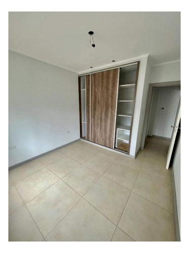 Imagen 6 de 7 de Departamento En Venta - 1 Dormitorio 1 Baño - 50mts2 - Tandil