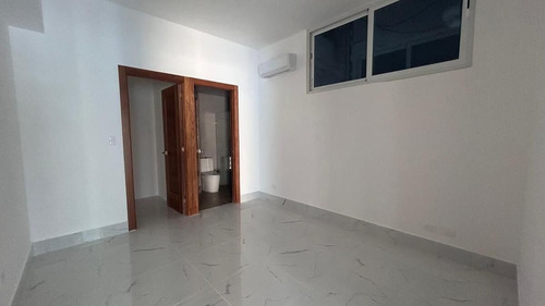 Apartamento Con Gran Terraza - Nuevo