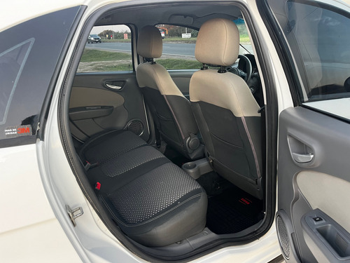 Fiat Grand Siena 1.6 Essence 115cv