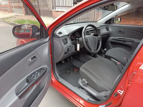 Kia Rio Ex 2010