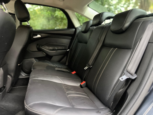 Ford Focus 2.0 SE PLUS 16V FLEX 4P POWERSHIFT
