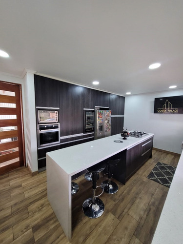 Parcela Con Lujosa Y Exclusiva Casa (construida El 2020)