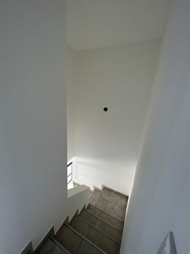 Venta De Duplex Moreno Centro