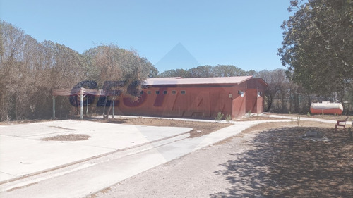 Copiapó Centro Eventos / Dos Hermanas