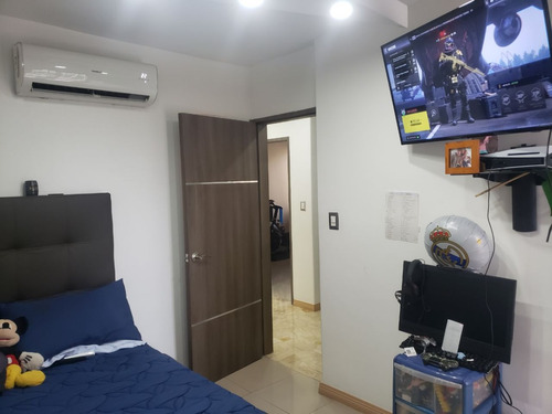 Imagen 16 de 24 de Apartamento En La Urbina Remodelado #24-5766