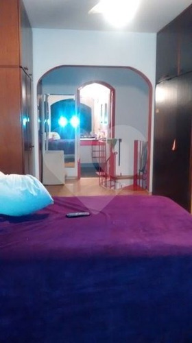 Sobrado No Alto Da Lapa Com Piscina E 2 Vagas. - 353-im210723