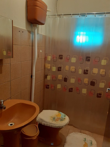 Imagem 10 de 14 de Linda Chácara Em Sarapuí - 2100 M2 Murada Com Piscina