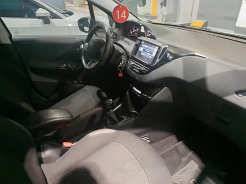 Peugeot 208 1.6 Active Hdi