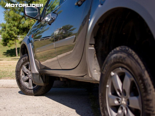 Mitsubishi L200 Triton Outdoor Doble Cabina Hls Flex 2.4