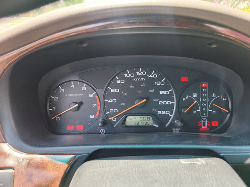 Excelente Camioneta Familiar 7 Pasajeros