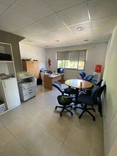 Imagen 14 de 21 de Inmueble Comercial Oficinas En Alquiler - San Miguel