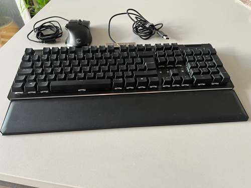 Teclado Gamer Mecanico Evga Z15 Silver Rgb Mouse Y Apoyabra Negro Español España (Usado)